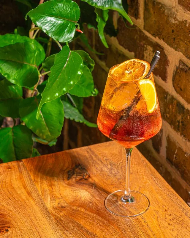 🍹 Sip Back and Relax at Spark Bar and Kitchen! Enjoy our refreshing cocktail that’s perfect for winding down after a long day or kicking off a night out. With vibrant flavors and a cozy atmosphere, we’ve got everything you need to elevate your evening.  Who’s ready for a drink? Tag your friends! 🌿  #CocktailTime #SparkBarAndKitchen #HoddesdonEats #RefreshingVibes #DrinkAndChill #FoodAndDrink #CheersToGoodTimes #CocktailLovers #DrinkUp #PerfectNightOut